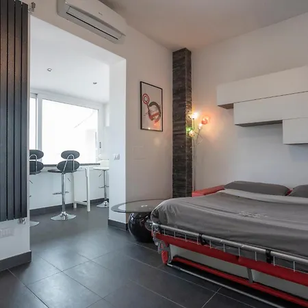 Homehouse Candia - Vatican Attic