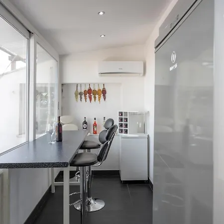 Homehouse Candia - Vatican Attic דירה רומא