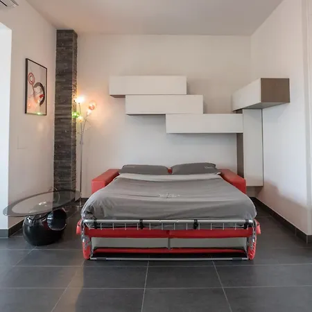 Homehouse Candia - Vatican Attic דירה רומא